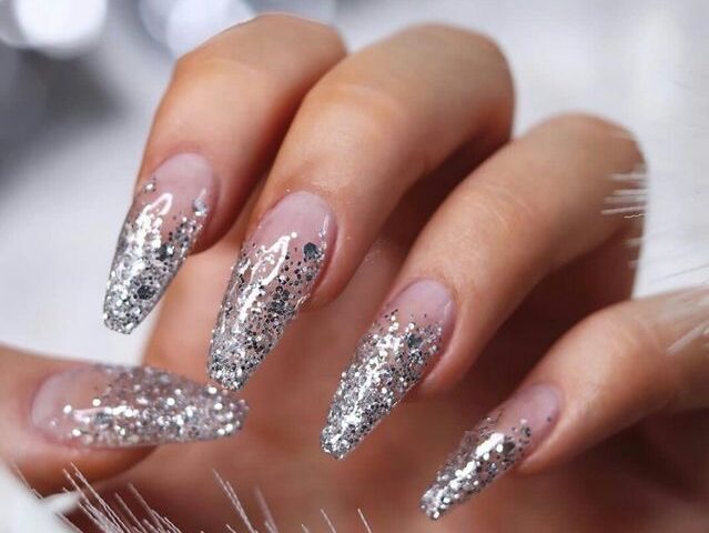 opulent glitter winter nails