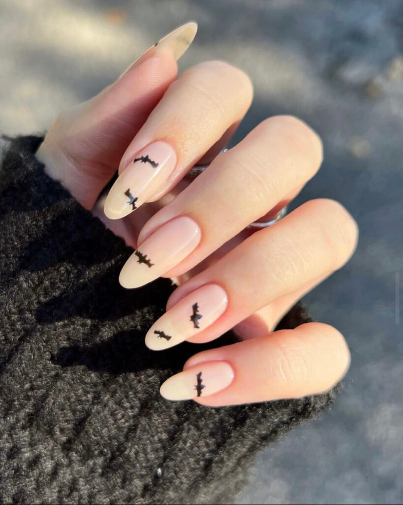simple halloween nail art